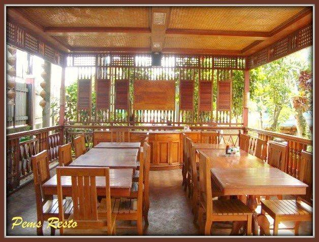 泰泰 潘姆斯餐厅宾馆酒店 外观 照片